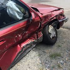 Greece, NY – Automobile Crash on Long Pond Road at Banbury Drive